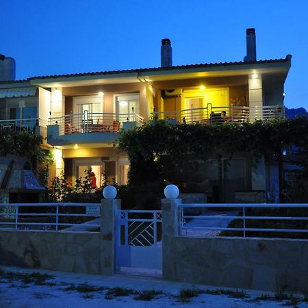 Studios Giannakis Chrysi Ammoudia Exterior photo